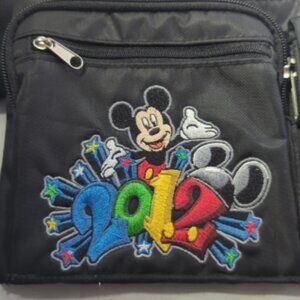2012 Walt Disney World Black Adjustable Fanny Pack – 5 Pocket Design – NWoT